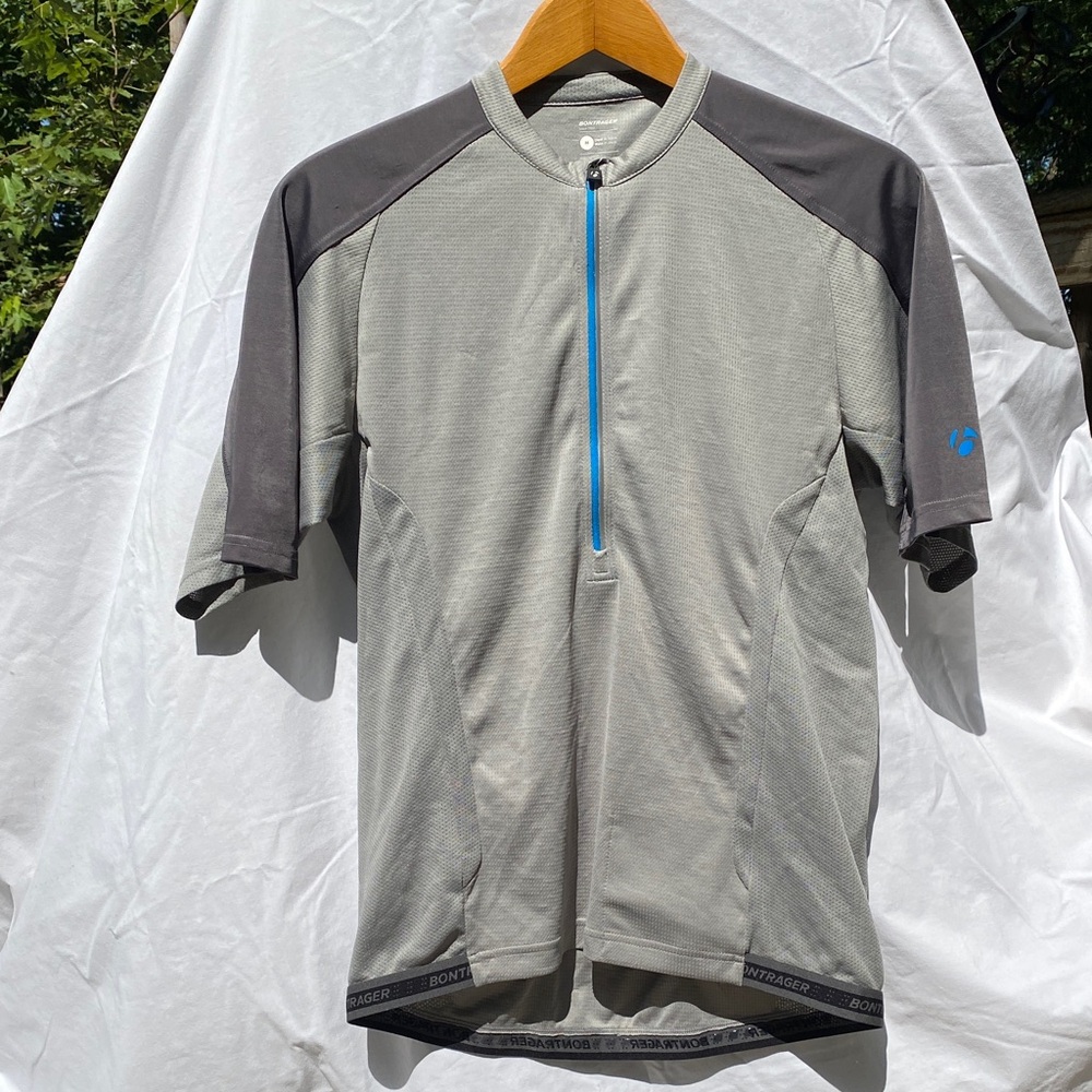 Bontrager Foray Gray and Black Short Sleeve Cycling Jersey Men’s M NWT